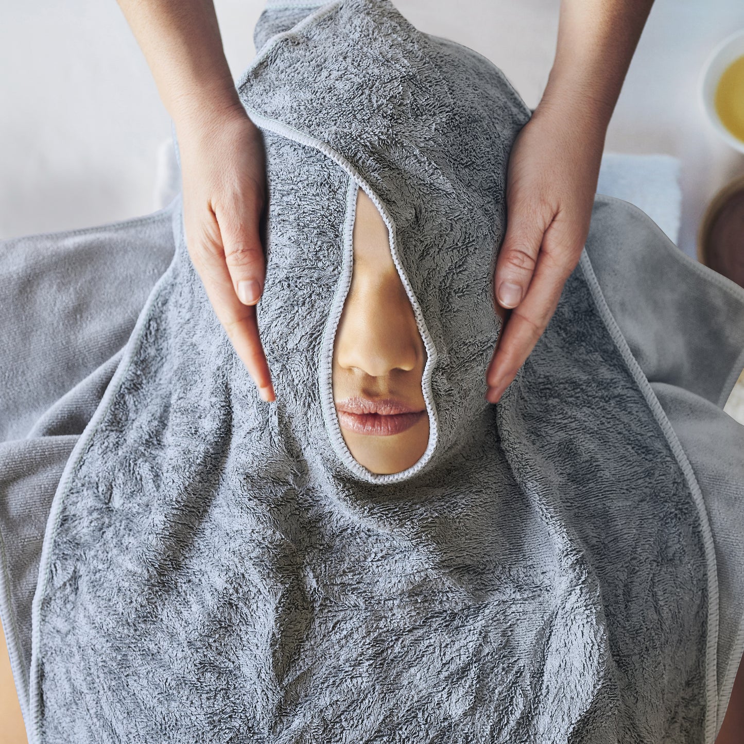 Professional Facial Towels for Estheticians - Soft Microfiber Facial Cloth Towels with Split Design for Day Spa and Salon - 5Pack