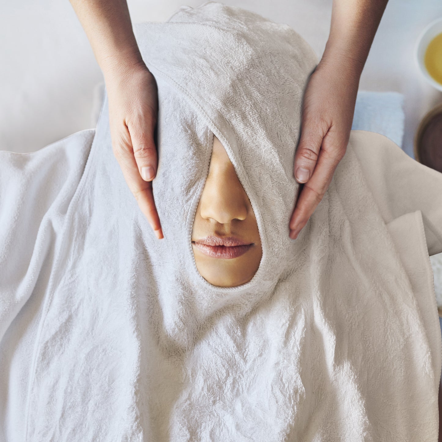 Professional Facial Towels for Estheticians - Soft Microfiber Facial Cloth Towels with Split Design for Day Spa and Salon - 5Pack